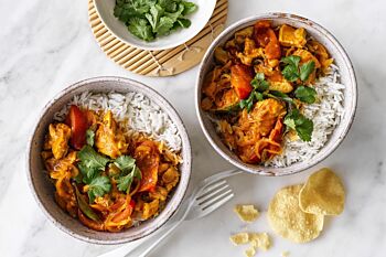 Sri Lankan Chicken Curry with Rice & Poppadums